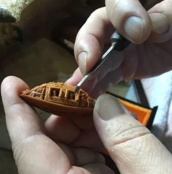 橄榄核|百匠诀核雕丨什么橄榄核好？这才是真正的高端文玩！