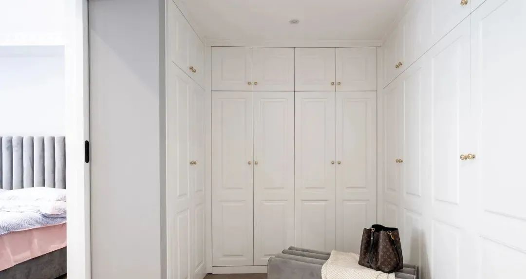 关于衣帽间的5个黄金布局，好看又实用，档次提升了不止一点点！
