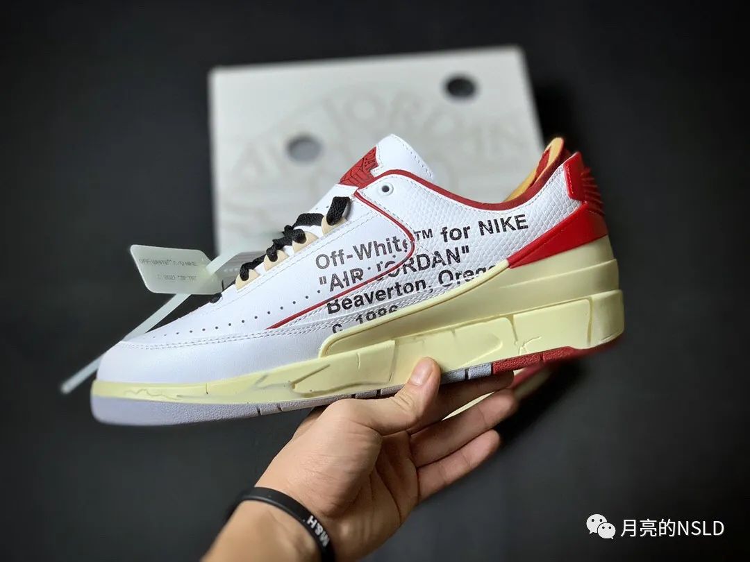 难舍离断 还没发售的jordan亲签OW AJ2细节大公开 蜥蜴皮料能用上不？实拍3%理念下的奢华球鞋