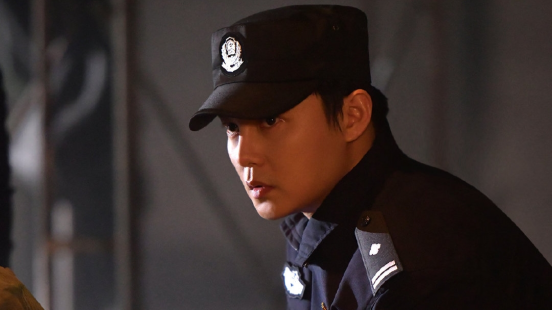 尹正|反腐剧《一念无间》来袭,尹正演绎热血刑警,佟大为身份成谜