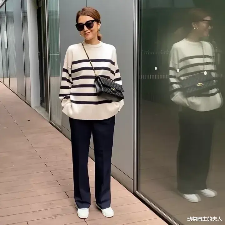 动物园主的夫人 冬季针织衫怎么穿好看又省钱 看看这位博主的简约搭配法会给你灵感