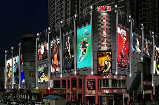 小超侃事|曾经莆田繁华的商业广场,如今一片冷清门可罗雀,问题出在哪?