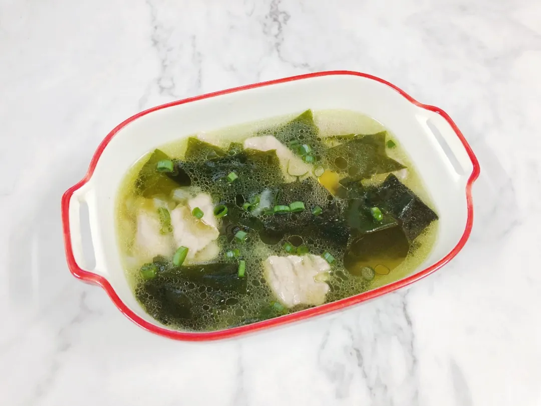 婴幼儿常识|国药育儿知识:裙带菜肉片汤 , 鲜香美味肉质软嫩!