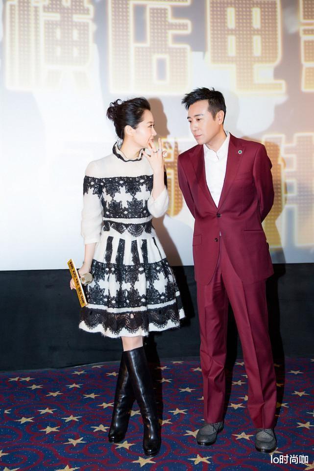 lo时尚咖|许晴真的太冻龄，穿纱裙玉腿美的太朦胧，手牵小鲜肉也不违和