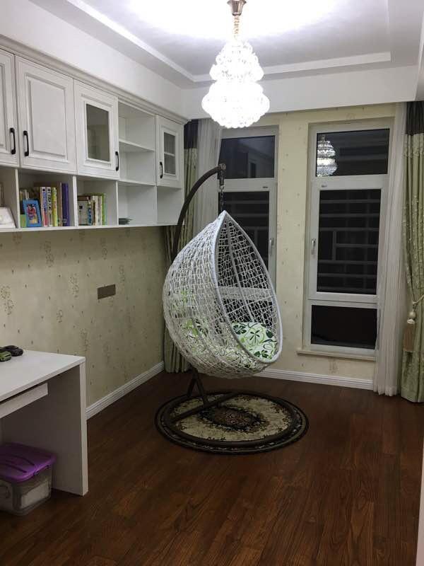 128平米新房装修完工,装修费25万不包家具,亲戚上门都直夸漂亮