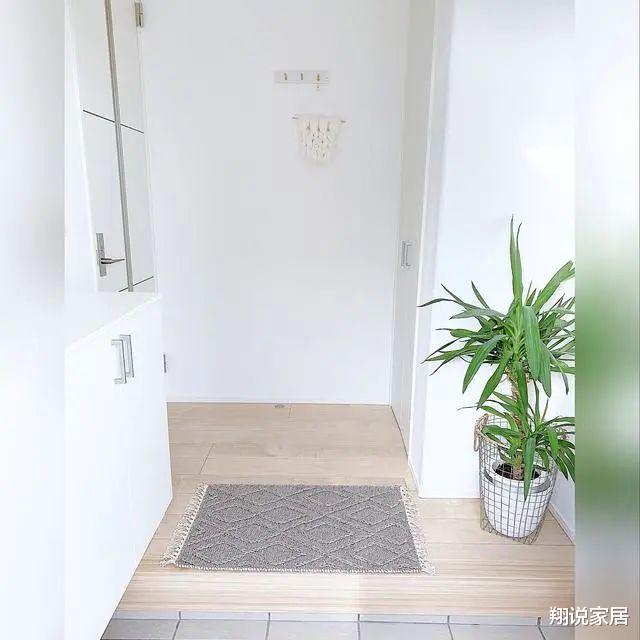 翔说家居|三口之家的北欧日式混搭风两居，纯白色空间清新怡人，玄关真惊艳！