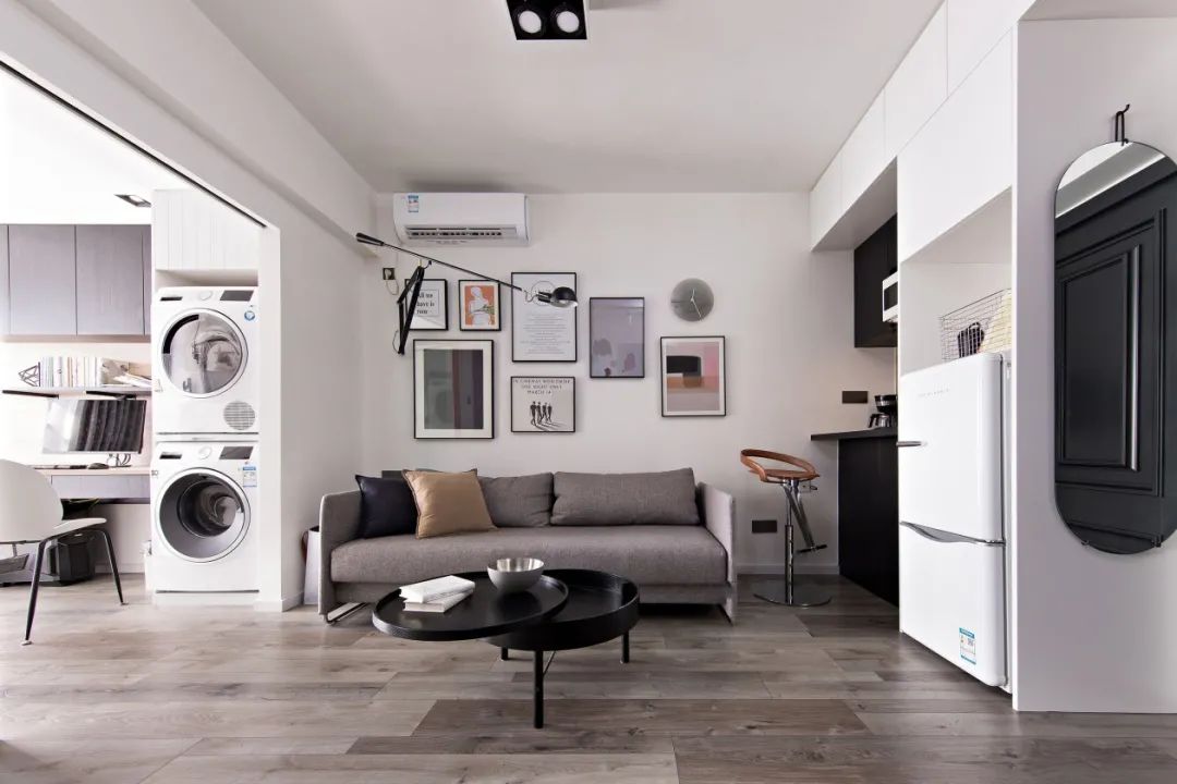 |不拆不敲,45m2也有独立书房,这个黑白灰空间极简又高级