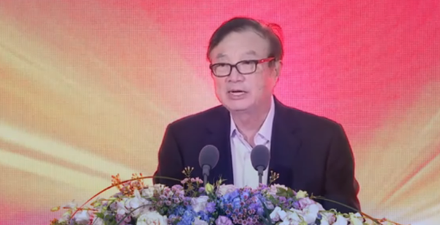 小伙吃鱼不吐刺 下一个深圳？京东投资300亿，阿里砸下240亿，华为直接设立总部