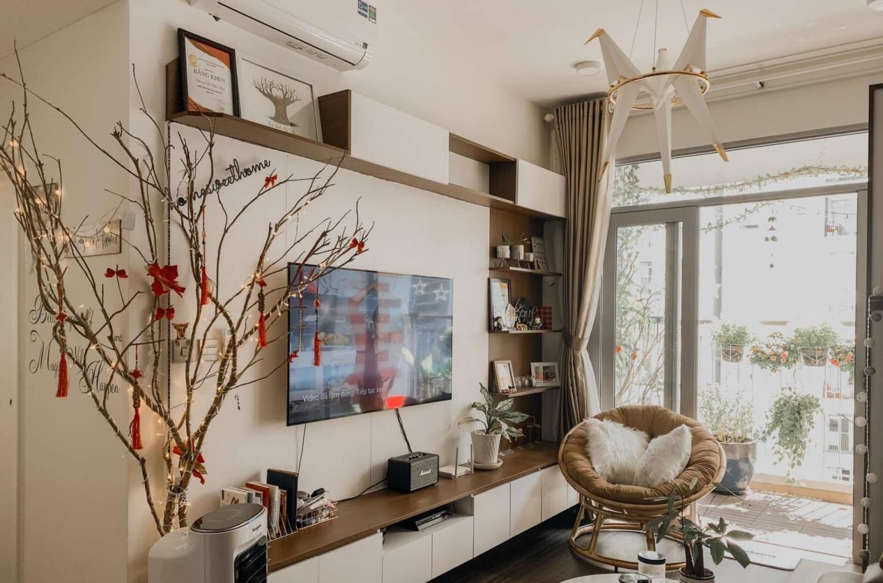 |女强人家里却是反差，复古优雅，小阳台浪漫到对面邻居都夸！