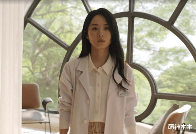 董子健|《谁是凶手》开播！赵丽颖三层眼皮显憔悴，与董子健对戏被完虐