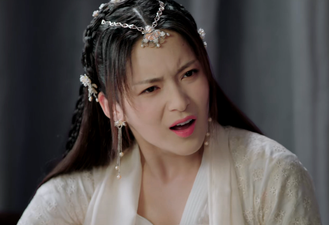 花好又月圆|《花好又月圆》拍成这样，也好意思说是翻拍《上错花轿嫁对郎》？