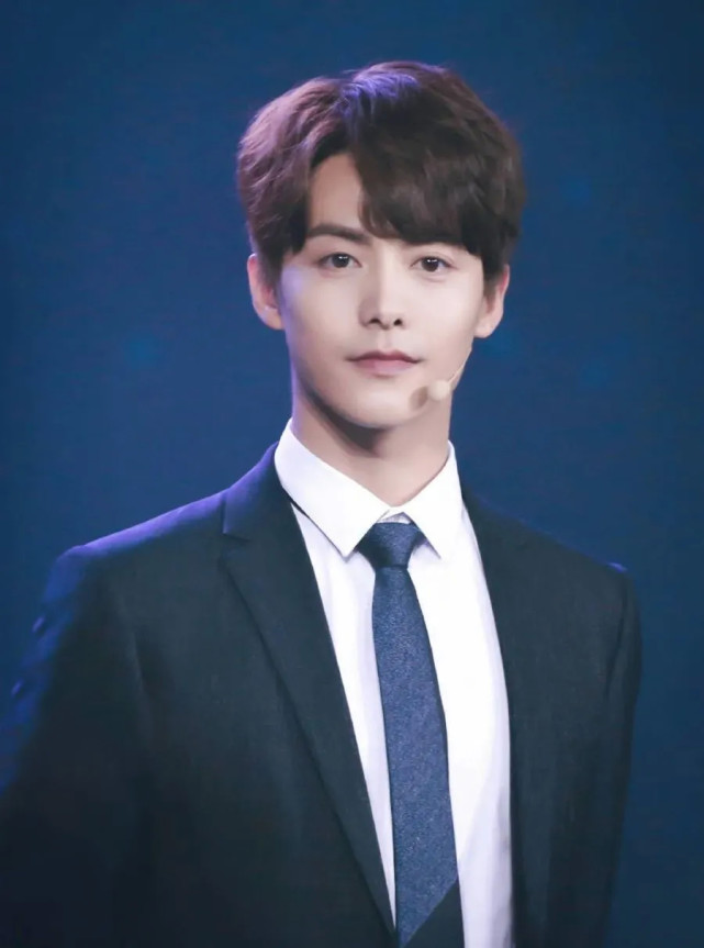 马天宇|马天宇：妈妈在中秋节自尽，药是我买的，弟弟被“抵债”了