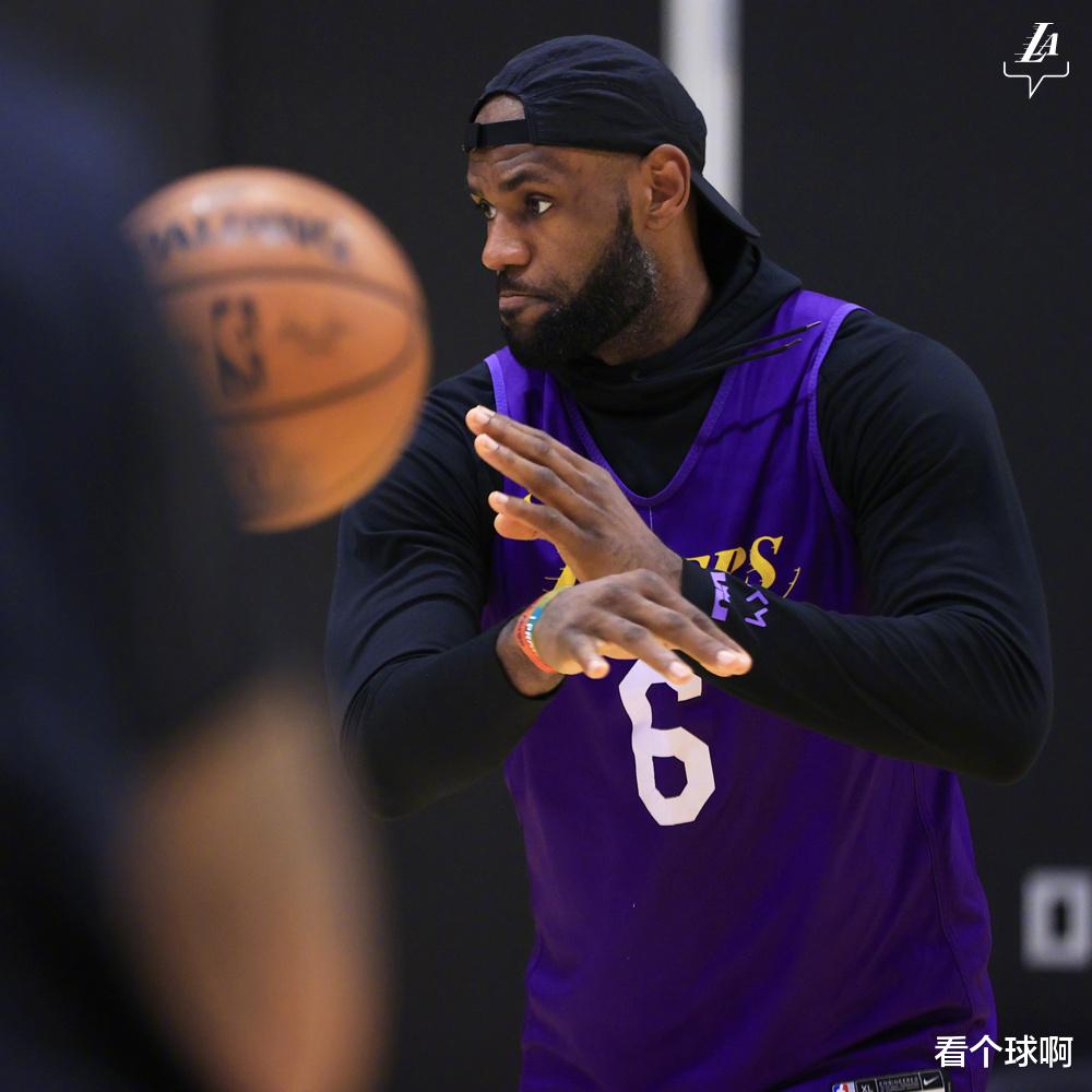 湖人队|联盟第1！湖人公开宣战，篮网快船的压力来了，詹姆斯直接表态了
