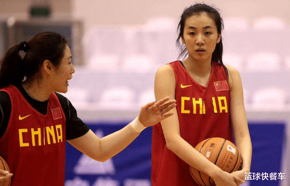 科尔|正式官宣！女篮最美国手夺冠后退役 32岁仍是单身待字闺中