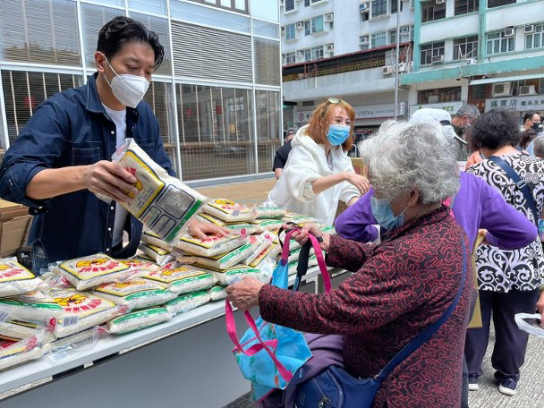王小丫|五亿驸马喜提二胎,豪门女婿难当低调勤勉终于通过严苛考察