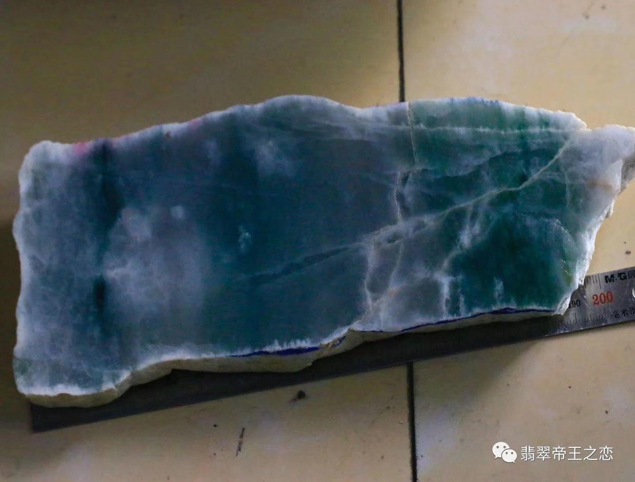 翡翠|为什么那么多人买翡翠选半明料?