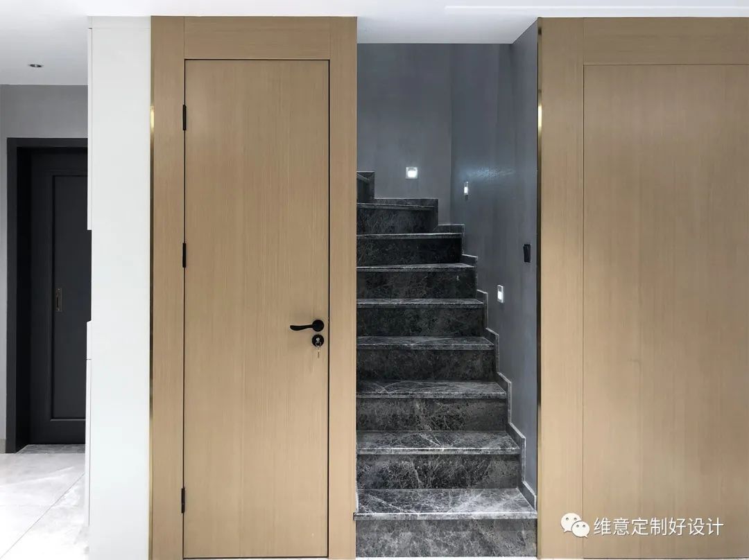 客厅坚决不打柜子,全屋无主灯,这套房子不只变大10㎡