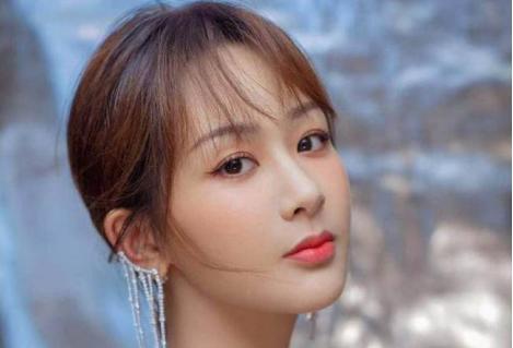 杨紫|杨紫关系最好的四位男明星，前三位正当红，唯独一直不温不火