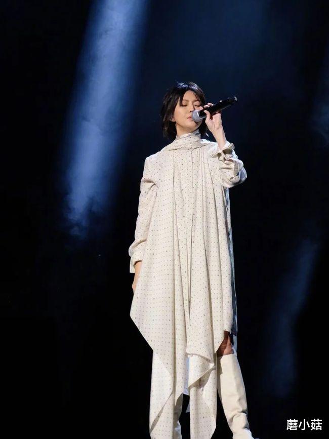 孙燕姿|被“封杀”4年后，她终于复出，娱乐圈要大地震了！