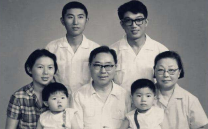 高晓松|“清华才子”高晓松的毁灭史，他的故事远比你想象的更恶劣