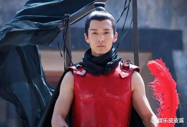 电影|上映2天票房才178万！男主角的演技，就连闫妮周冬雨都拯救不了！