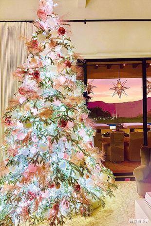 圣诞节|卡戴珊家族过圣诞节，姐妹互相比拼，装饰品奢华程度令人咂舌