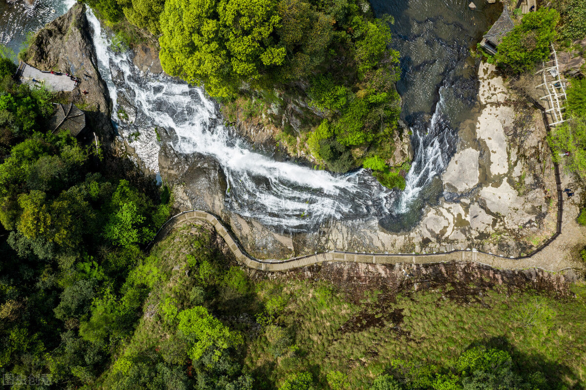 芮城 浙江这一瀑布景区火了！有“小雁荡”之称，上海和杭州客常去
