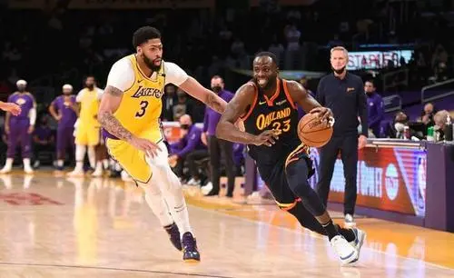 勇士队|肖华该背锅？苏群：勇士出局收视率会很惨，人家第八非要搞个附加赛！