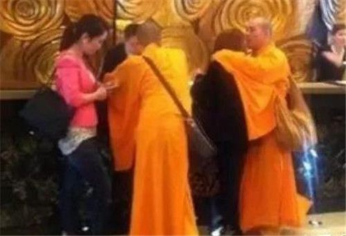 浙江76岁和尚,在禅房幽会时竟失手捂死情妇,佛门也不再清净