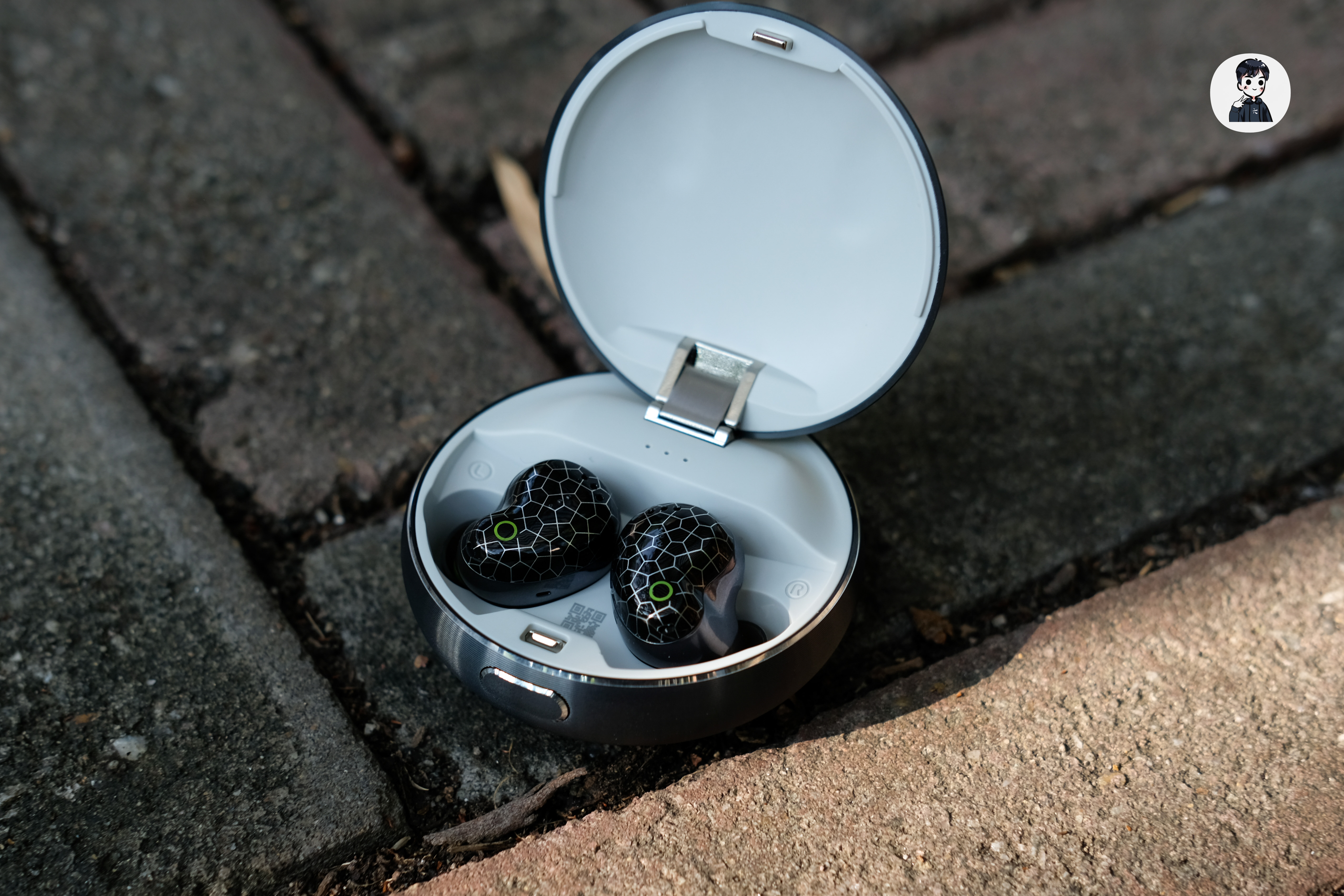 无线耳机|一圈二铁三降噪耳机的快乐-魔浪Fiitii Hifipods