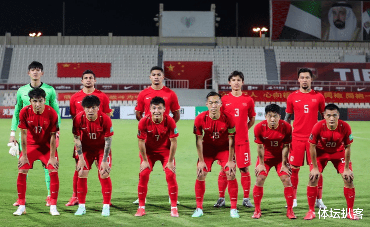 國足|2-0！李鐵執(zhí)教國足10連勝：創(chuàng)102年紀錄，鎖定第2，落后敘利亞8分