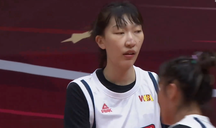 女篮|5战全胜！四川女篮51分轻取北京，韩旭单场8帽，陈晓菊神仙球