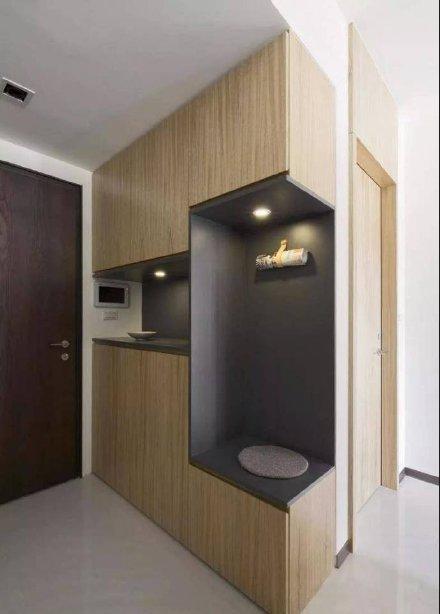 玄关鞋柜该怎么设计才好看？收纳柜+换鞋凳+衣钩，多功能才实用