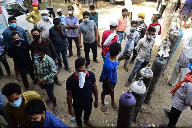 每日趣闻 印度疫情出现超级病菌40人失明8死，各国忙撤公民