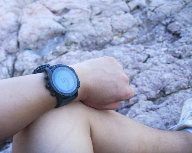 智能手表|一款功能少的心计表竟比某为还贵，细分领域的深耕才是出路