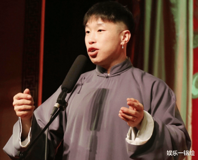 聚会|烧饼老婆晒闺蜜聚会照，被嘲是“整容姐妹”，网友：脸像发面馒头