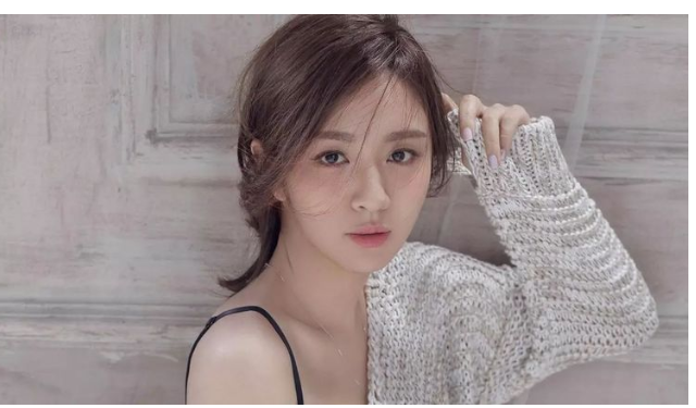 吻戏|胡歌被她亲到“想吐”，张嘉译的嘴吻到肿，被网友戏称“吻戏女王”