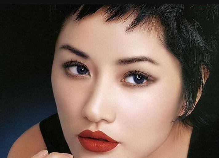 小品|瞿颖：拒绝与初恋结婚，却遇到了3个负心人，好友胡兵只能叹息