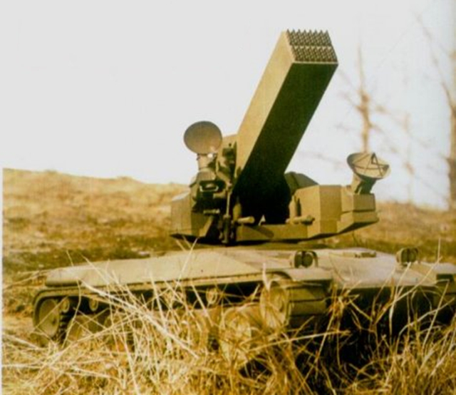 火箭弹|AMX 30标枪防空火箭炮系统，96发火箭弹对空乱射