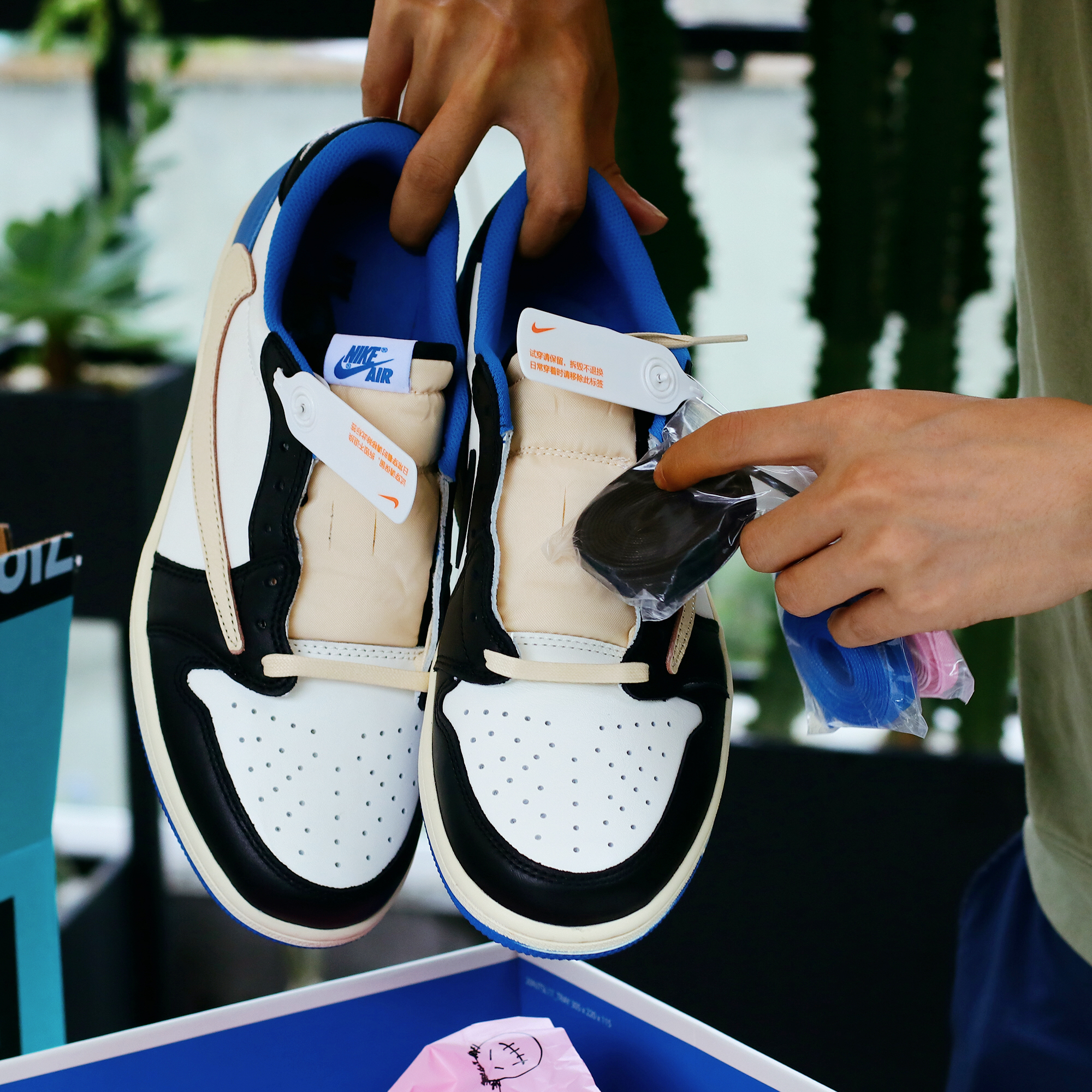 腕表魔术师郑师傅 潮与奢的完美演绎——DAVIS ELVIN