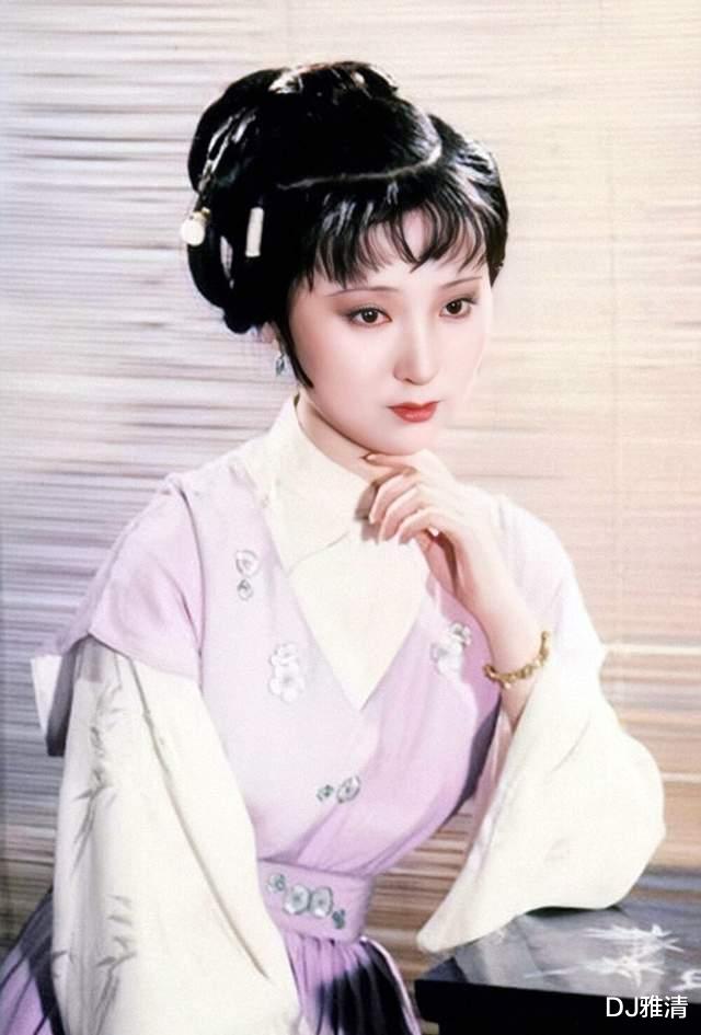 李易峰|同样是演“林黛玉”，把陈晓旭和陶慧敏放在一起看，差别就出来了