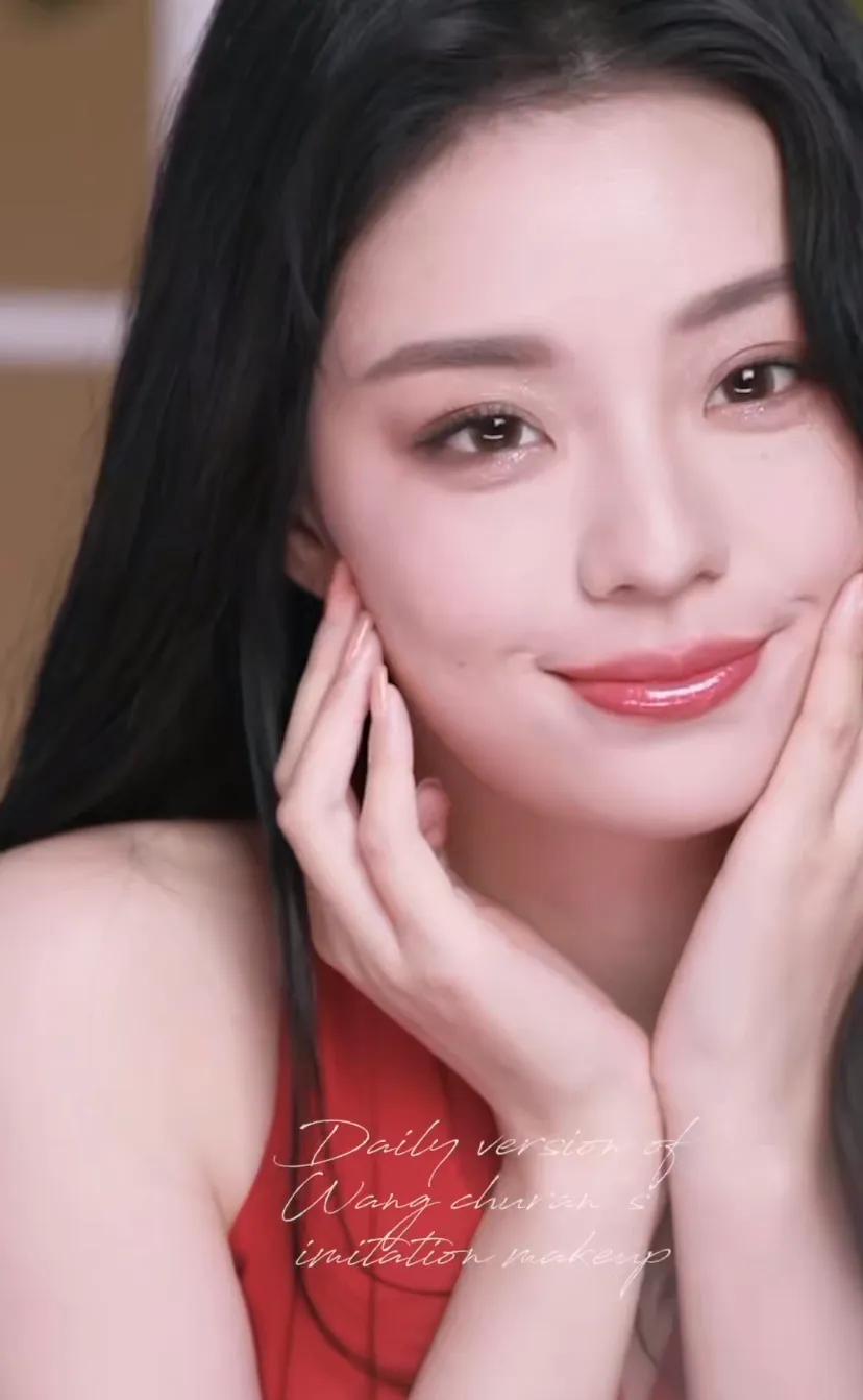 米饭|如何画出王楚然同款“仙系烟熏妆”？宝藏博主教程，3分钟get精髓