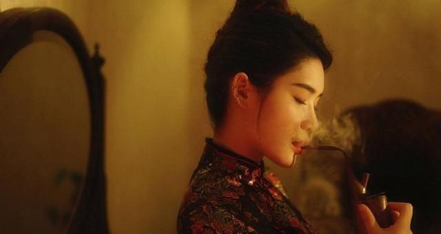 |上海滩第一美女，印在香烟盒上，62岁被小鲜肉看上，却被活活捂死