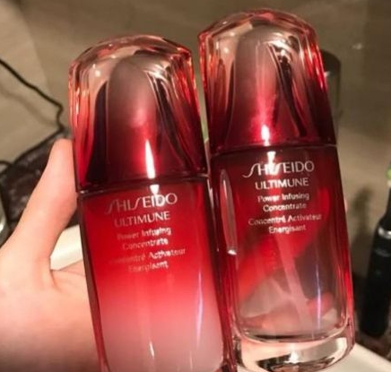 保湿|女人过了30岁精华就要用起来，这4款淡化细纹效果好，性价比很高