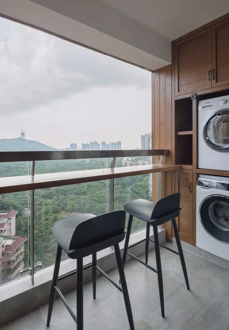 小三|89㎡小三居，浪漫卡座餐厅和落地窗阳台吧台，没少让别人眼红！