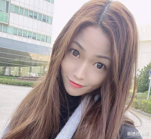 向海岚|TVB著名老戏骨害怕某天突然不在了，已将过亿资产转给小40岁娇妻