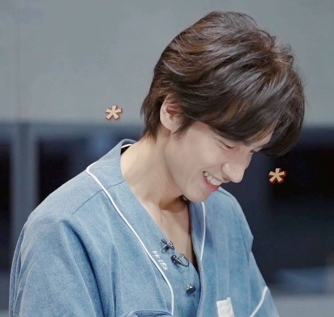 言承旭|中年男人与清纯不搭边？44岁言承旭依旧少年感满满，让人移不开眼