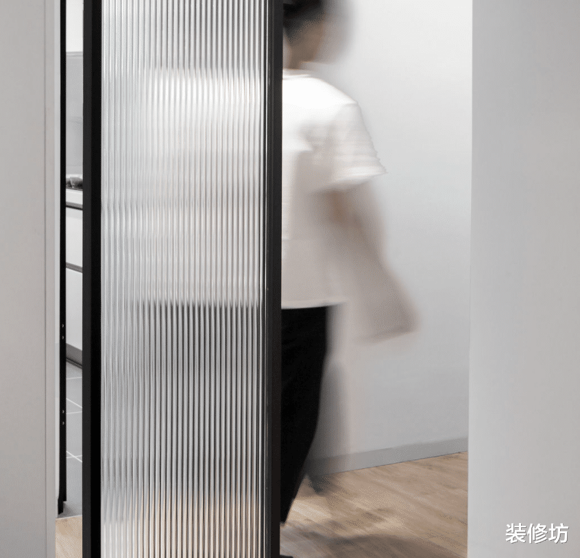 60平方米的小日式,家里处处都是收纳空间,再多的杂物都不怕