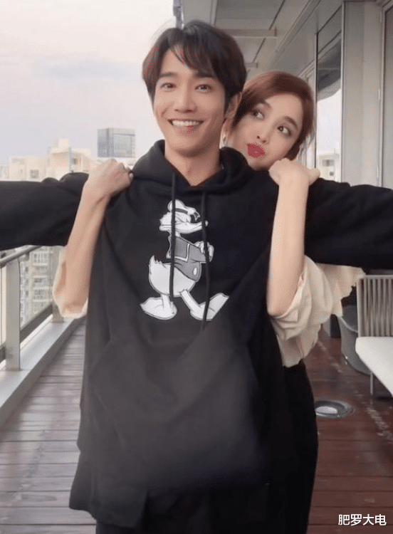 古力娜扎|古力娜扎刘以豪恋情曝光？两人上演甜蜜拥抱，网传双方早在一起了