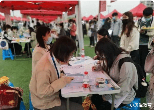 大学生|打脸？教育部否认没“第一学历”限制，研究生求职却被四连问惊到